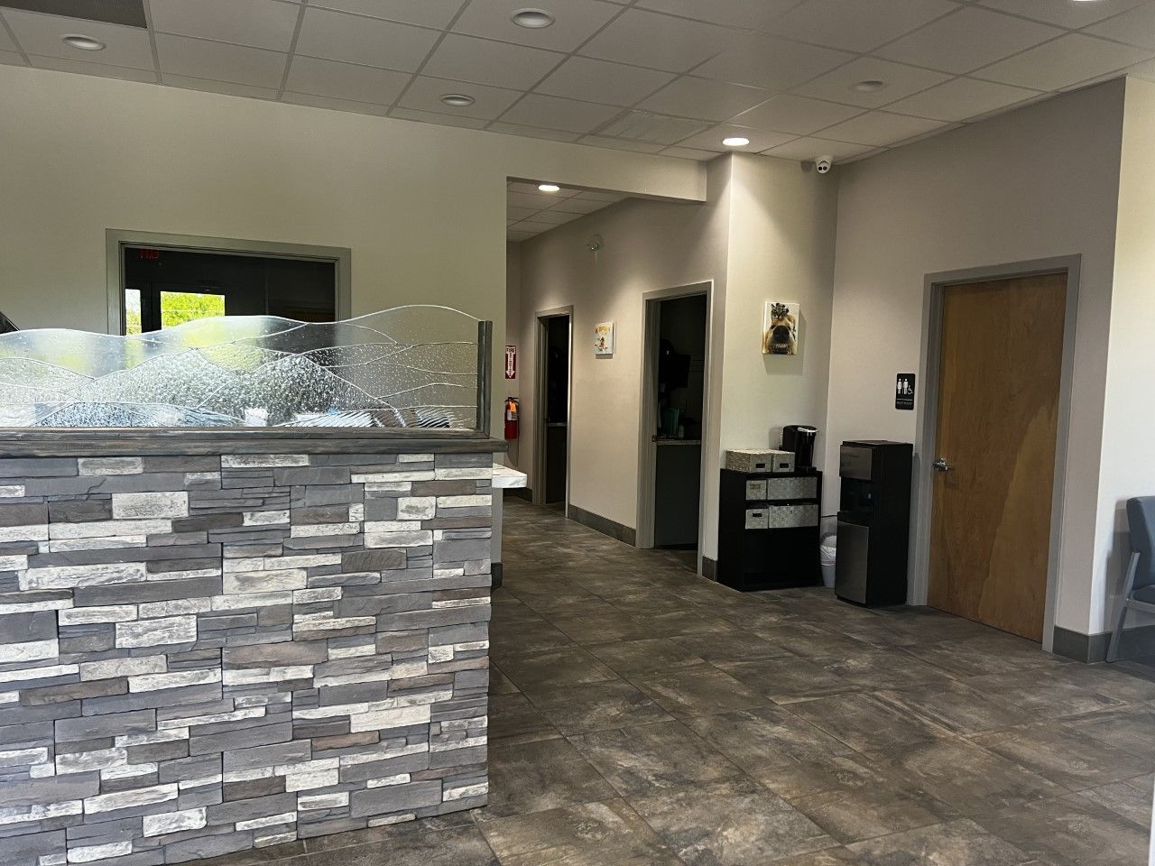 Lobby at Peaks View Animal Hospital.