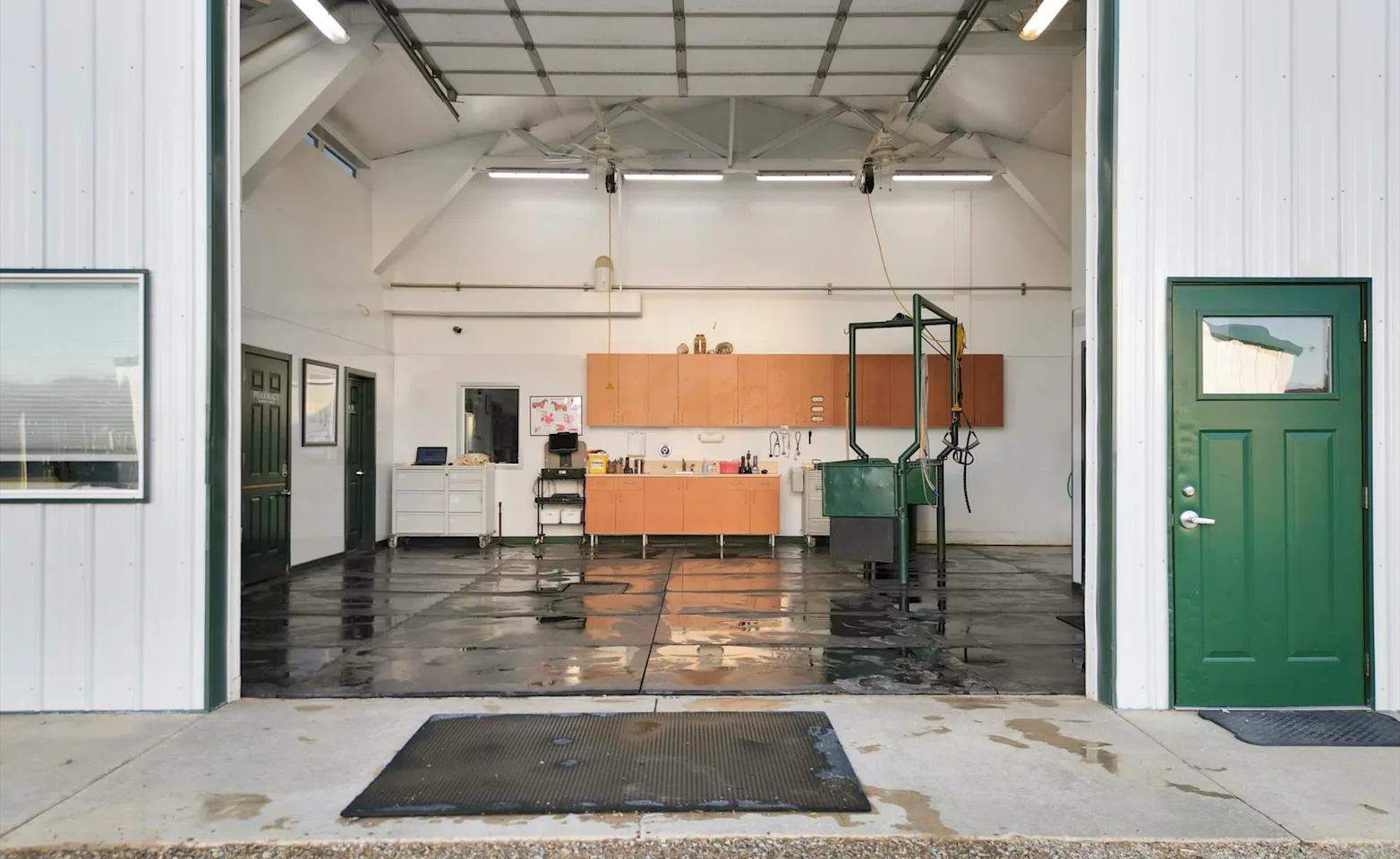 McKinlay & Peters Interior Exam Room McKinlay & Peters Interior Exam Room