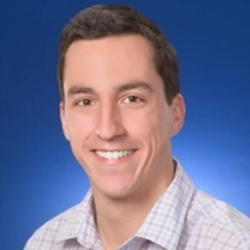 Dr. Lucas Yuricek Dr. Lucas Yuricek