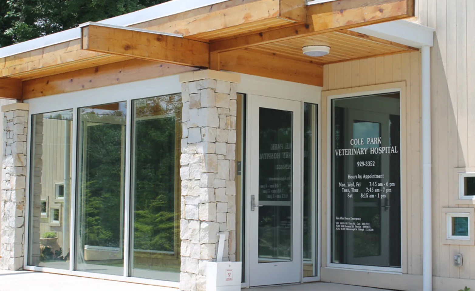 Exterior of Cole Park Veterinary Hospital building outside Exterior of Cole Park Veterinary Hospital building outside