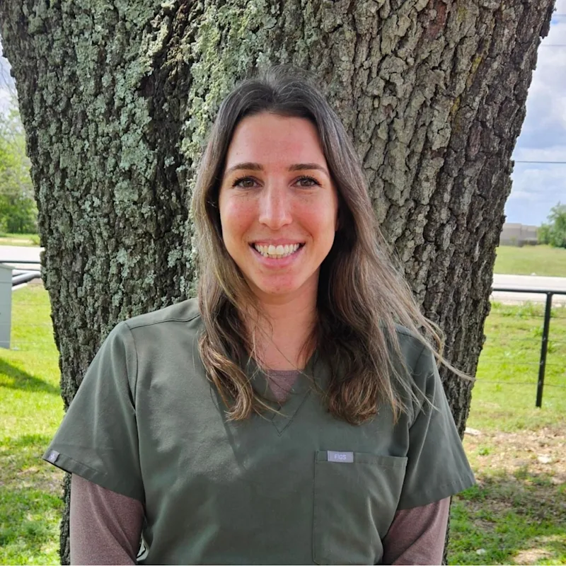 Dr. Kristen Anderson Dr. Kristen Anderson