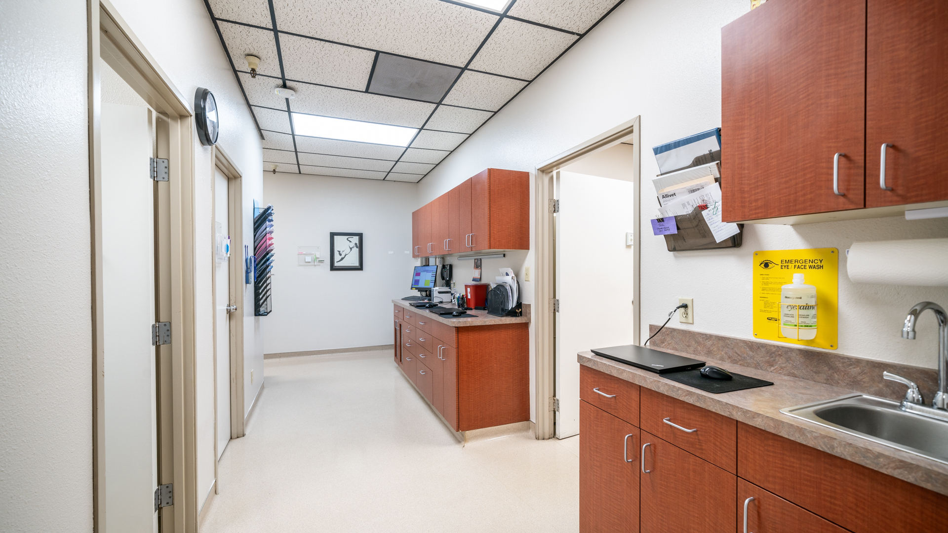 Hallway at Acoma Animal Clinic