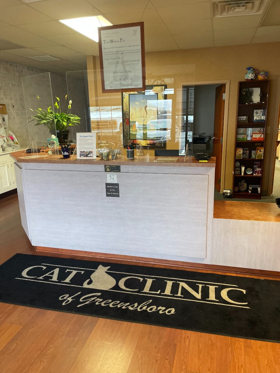Reception Desk at Cat Clinic of Greensboro