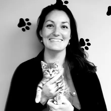 Dr. Julia Roque's staff photo from Peotone Animal Hospital