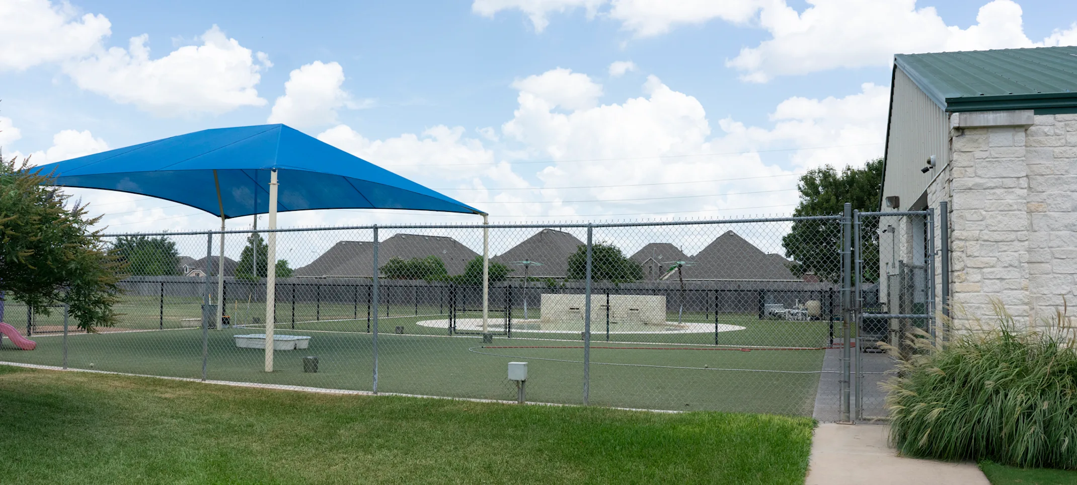 Spa play area at Rover Oaks Pet Resort