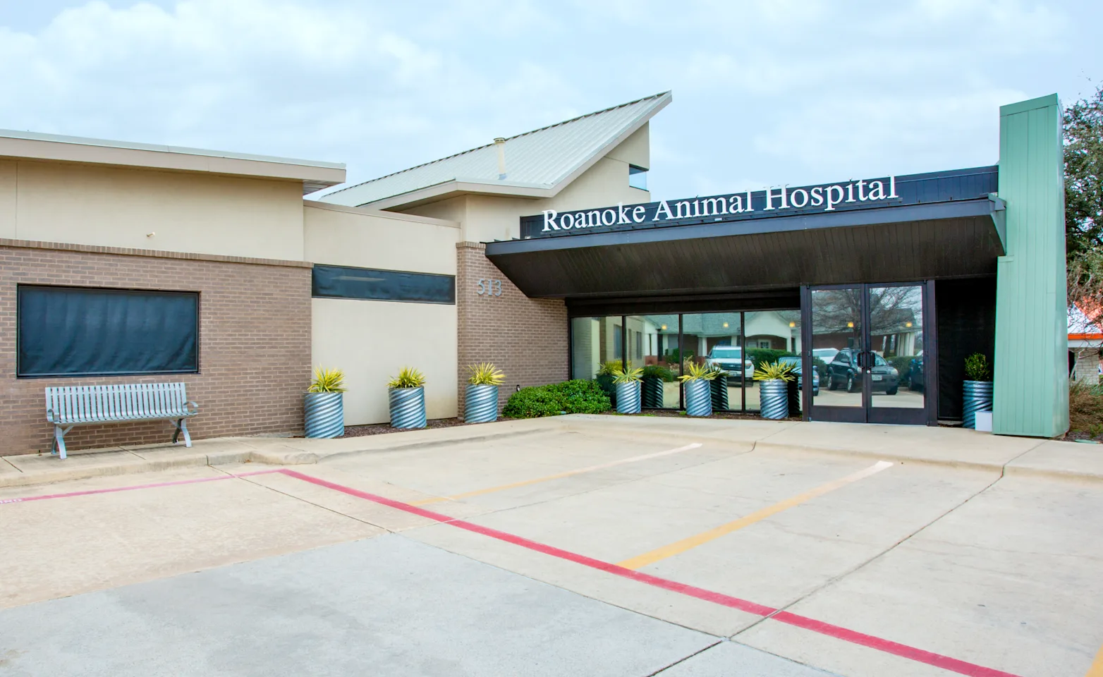 Roanoke Animal Hospital entrance Roanoke Animal Hospital entrance