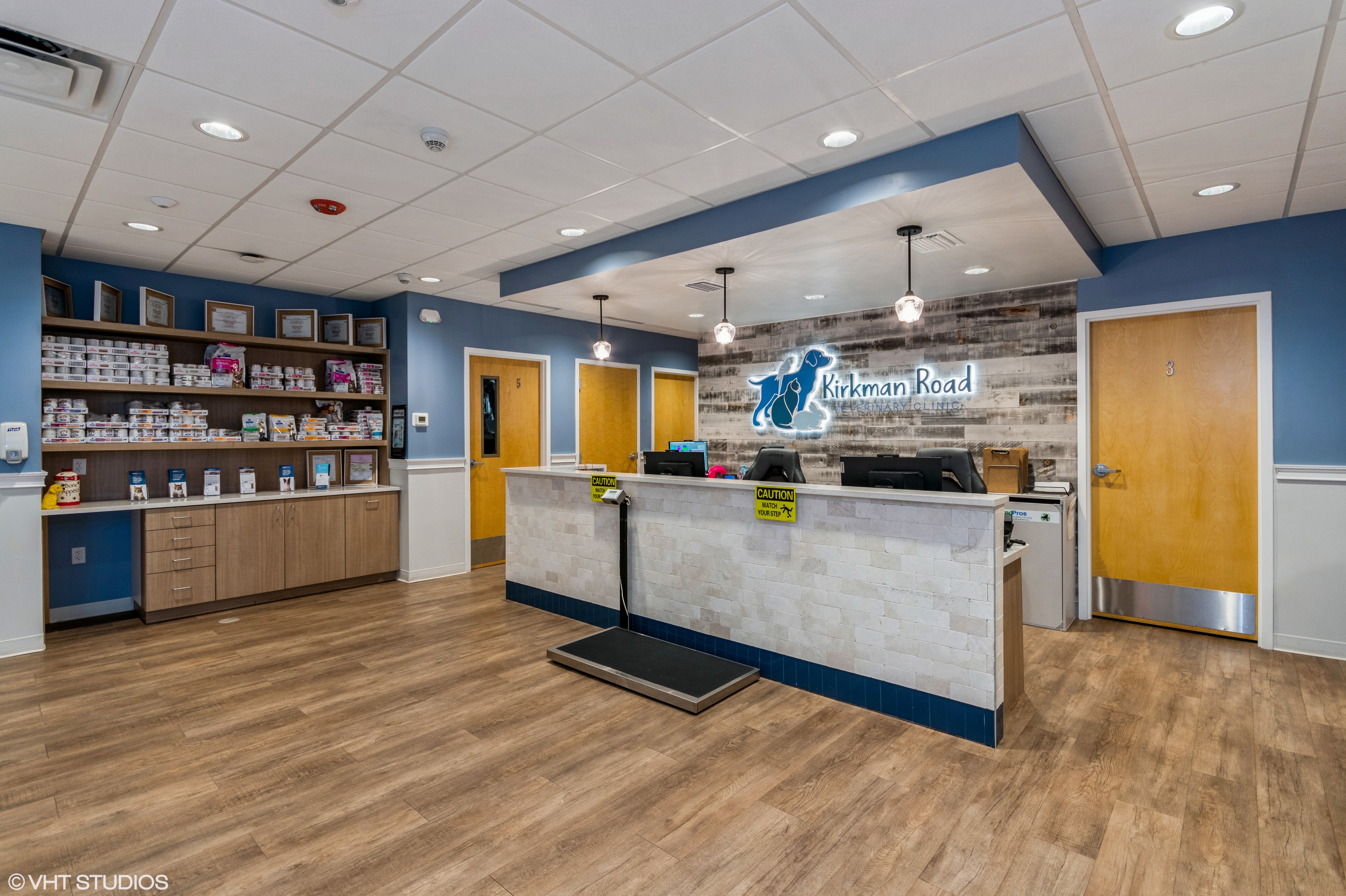 Kirkman Road Veterinary Clinic Reception