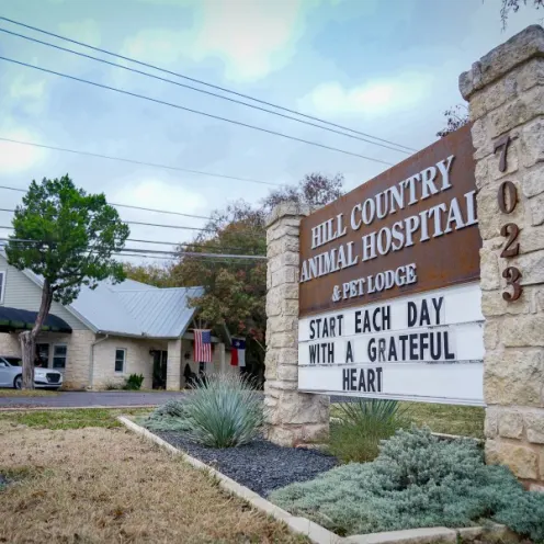 Hill Country Animal Hospital Sign