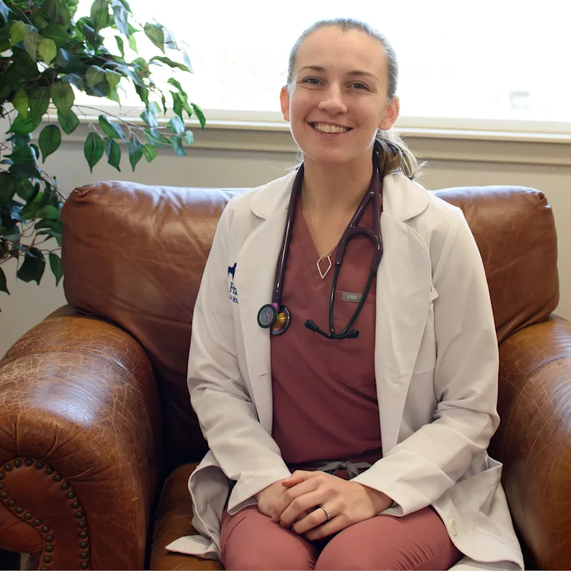 Dr. Brianna Graisy Dr. Brianna Graisy