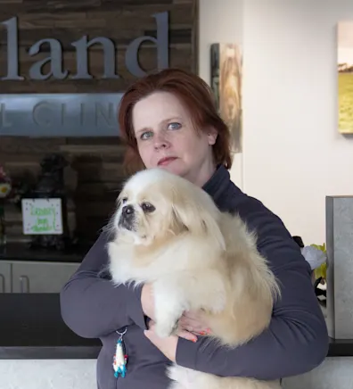 Kelley Keller with furry dog Kelley Keller with furry dog