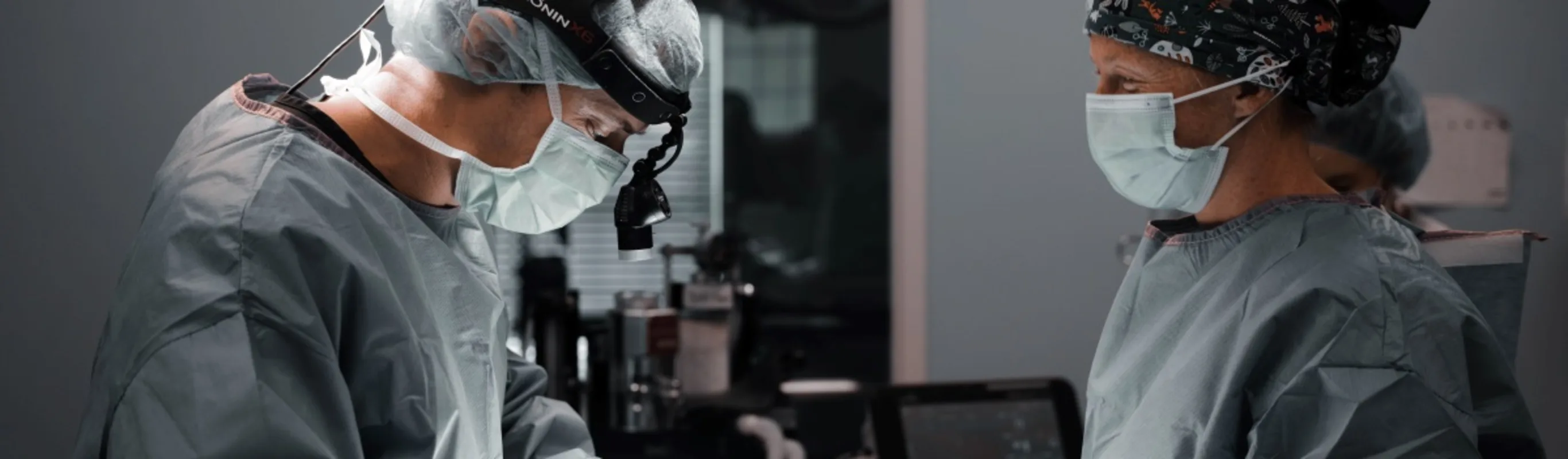 Surgeons in the operating room Surgeons in the operating room