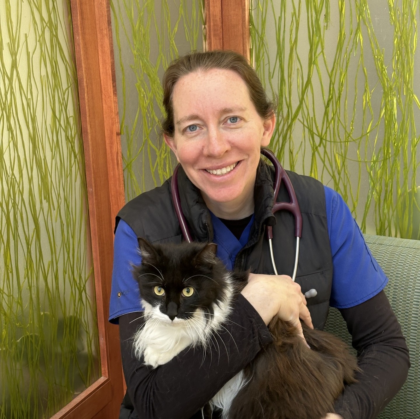 Dr. Mandy Luth