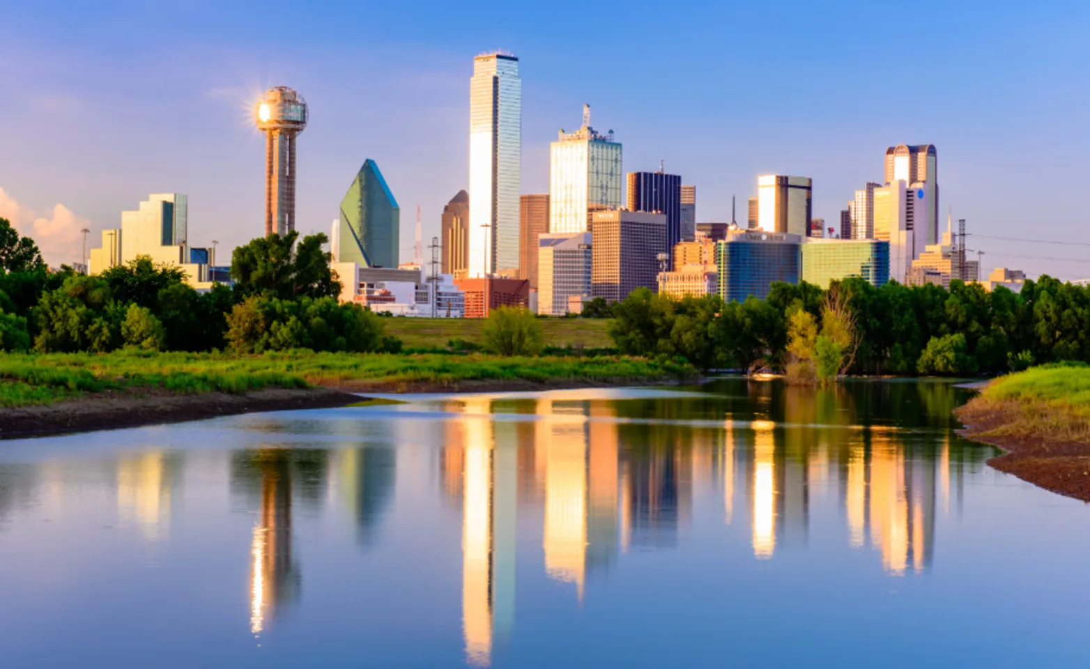 Photo of the city of Dallas, TX