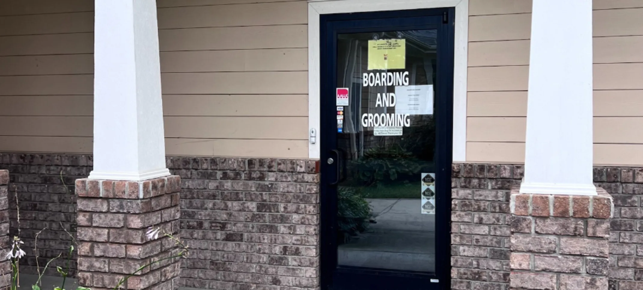 Boarding and grooming entrance of the Roxboro Animal Hospital Boarding and grooming entrance of the Roxboro Animal Hospital