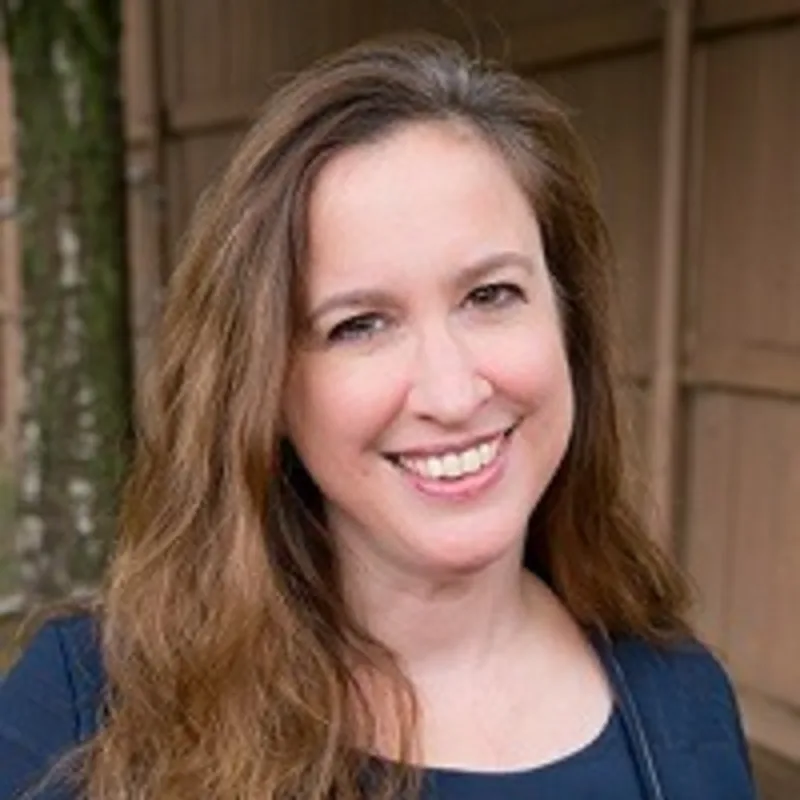 Dr. Amy Gifford Dr. Amy Gifford