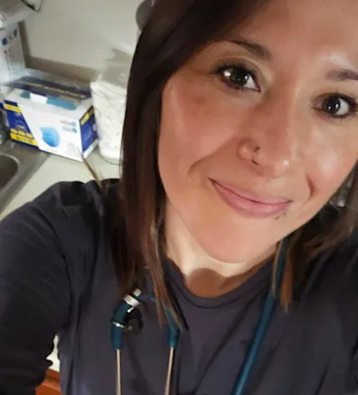 Veronica Valdez - Veterinary Technician Veronica Valdez - Veterinary Technician