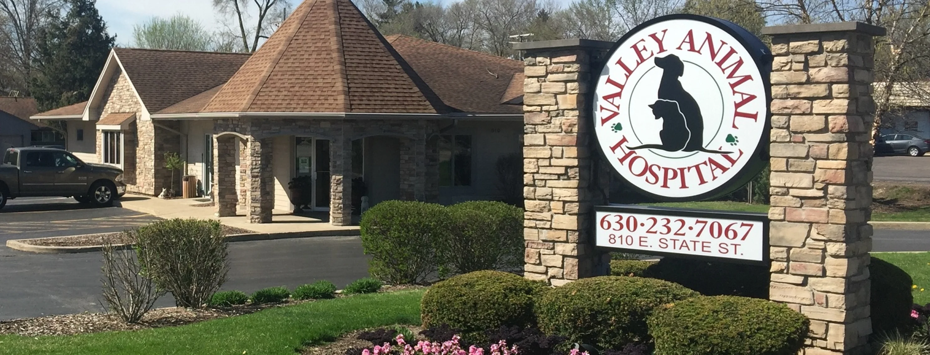 Front of building with hospital sign