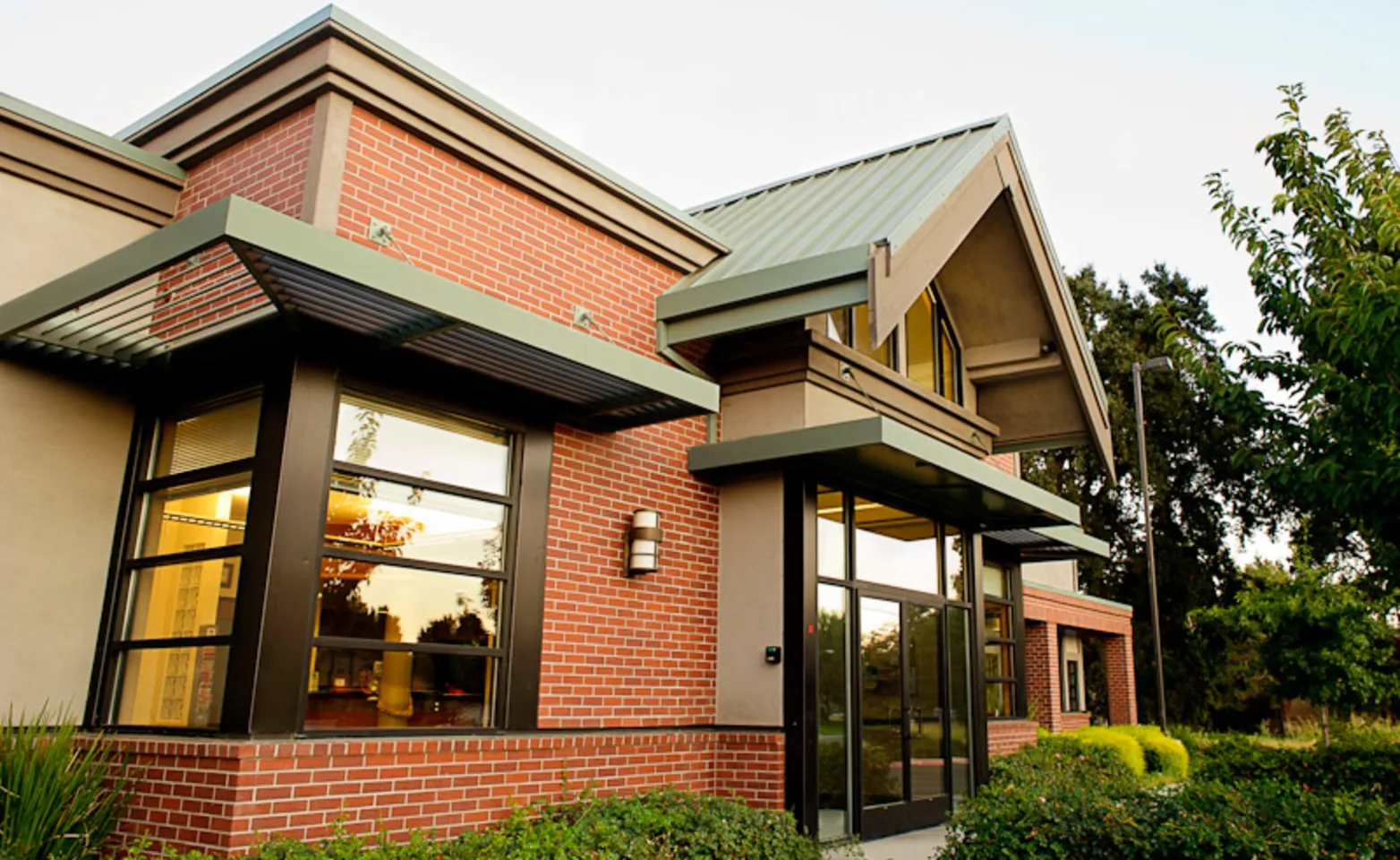 Vista Veterinary Specialists' building Vista Veterinary Specialists' building