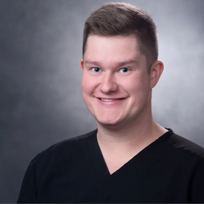 Adam Houghton, DVM, Emergency + Critical Care Adam Houghton, DVM, Emergency + Critical Care