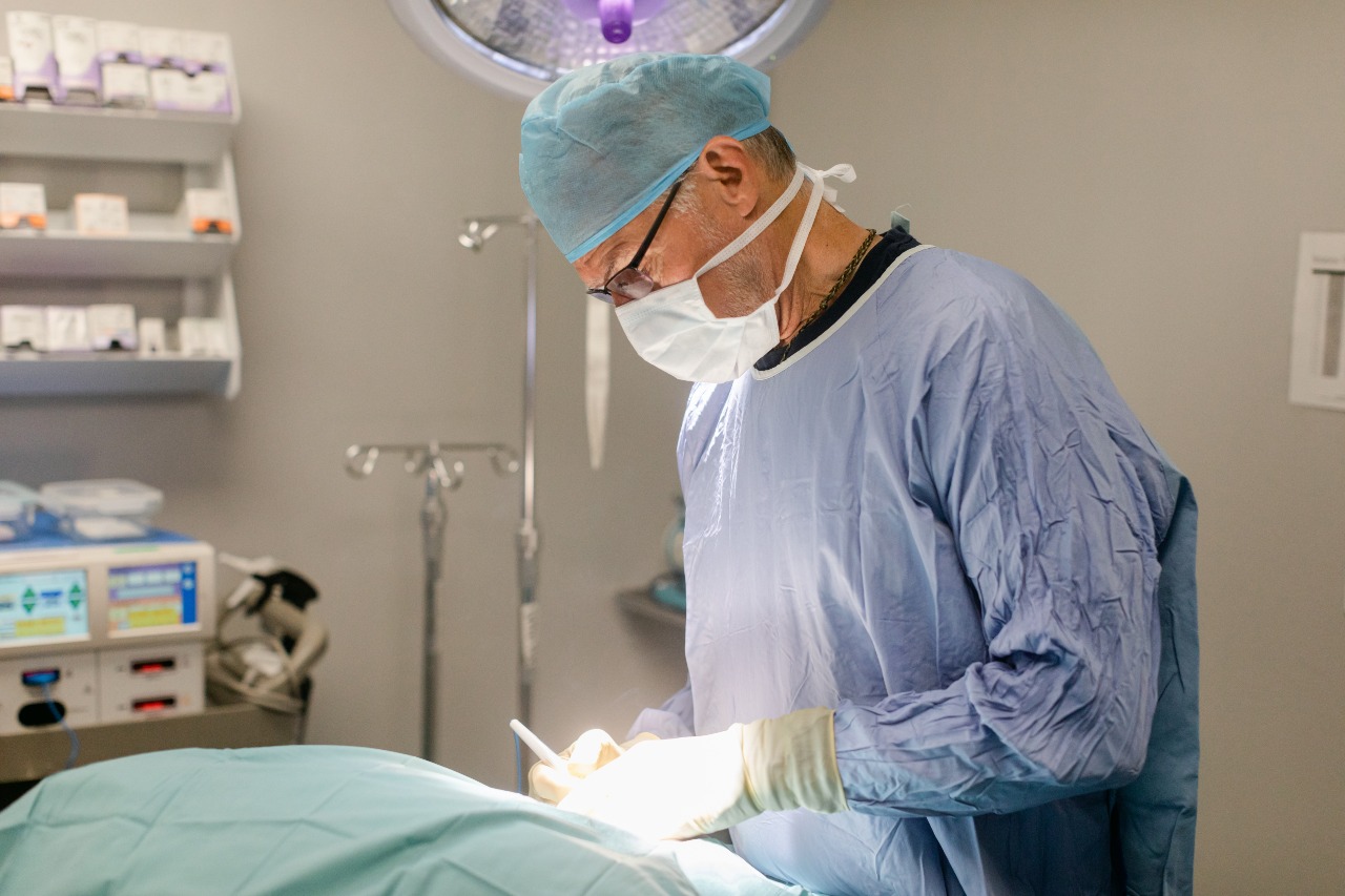 Surgeon at All Pet Complex Veterinary Hospital