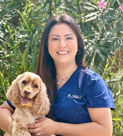 Yani Mendoza of North 10th Street Animal Hospital Yani Mendoza of North 10th Street Animal Hospital