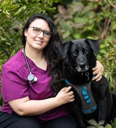 Dr. Sara Dr. Sara