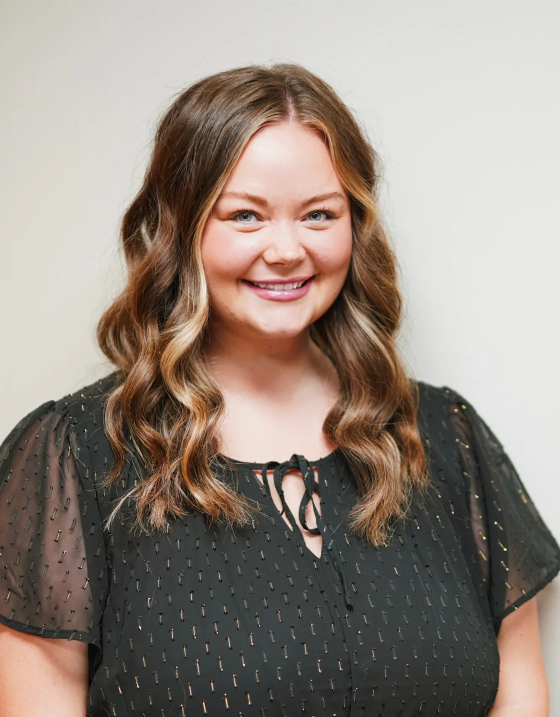 A portrait photo of Rinde A portrait photo of Rinde