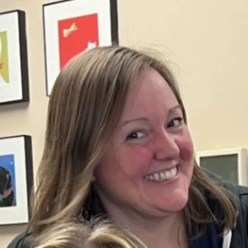 Elise P. Elise P.