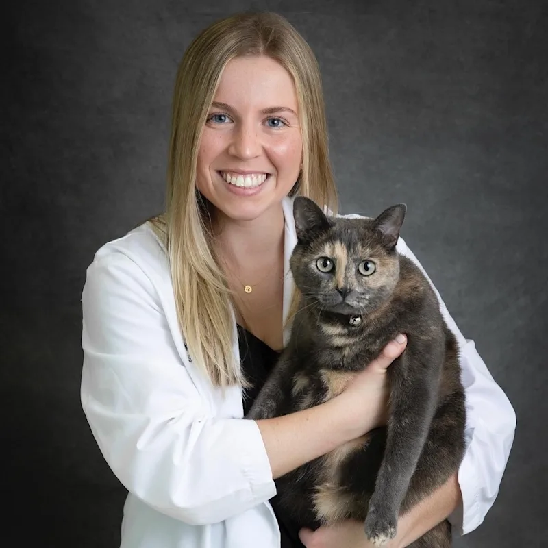 Dr. Kenzii Kittell Dr. Kenzii Kittell