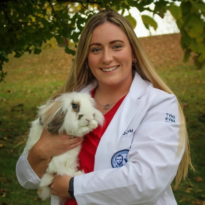 Alexis Lipnicky Alexis Lipnicky