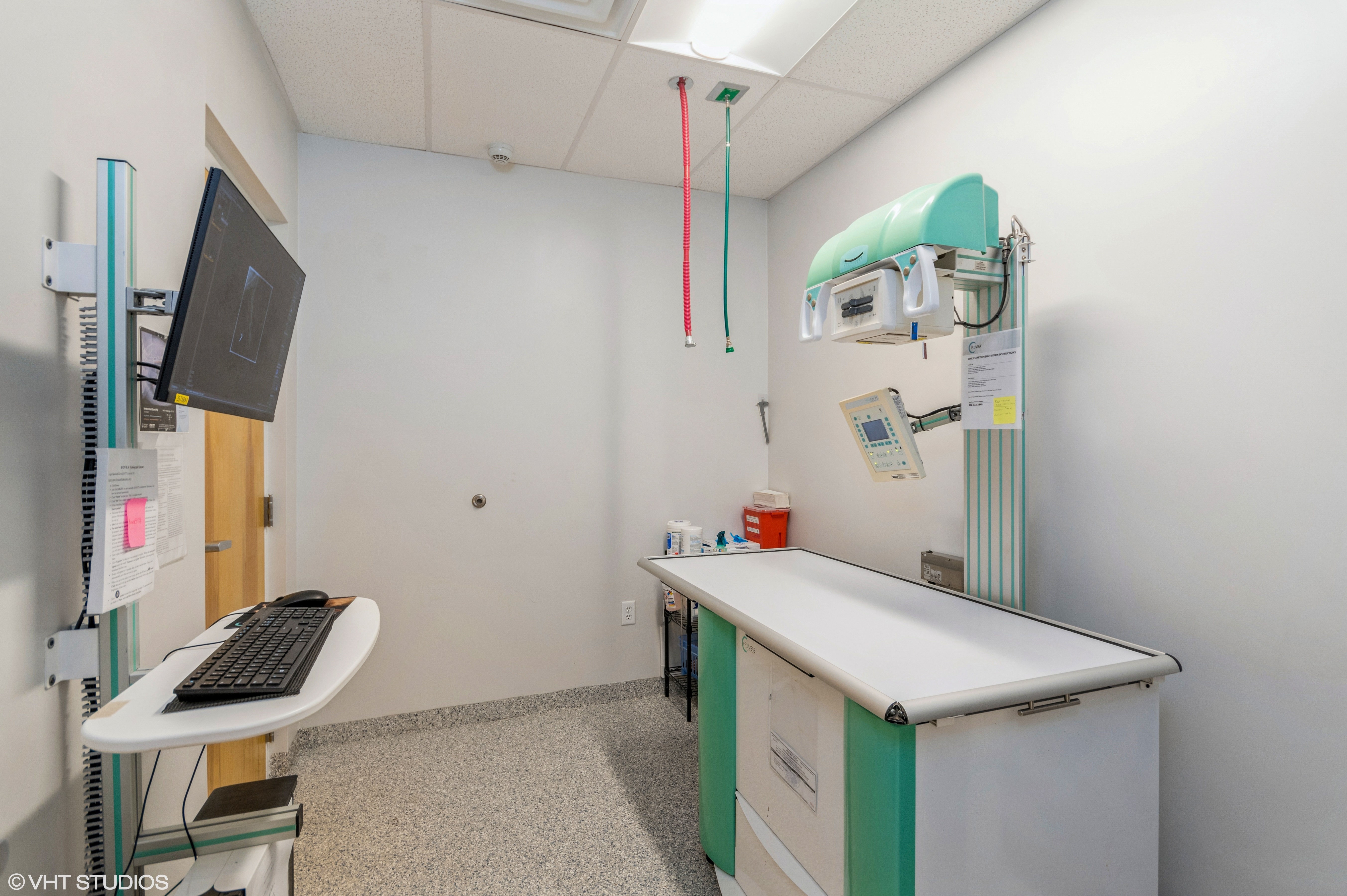 Kirkman Road Veterinary Clinic X-ray Room