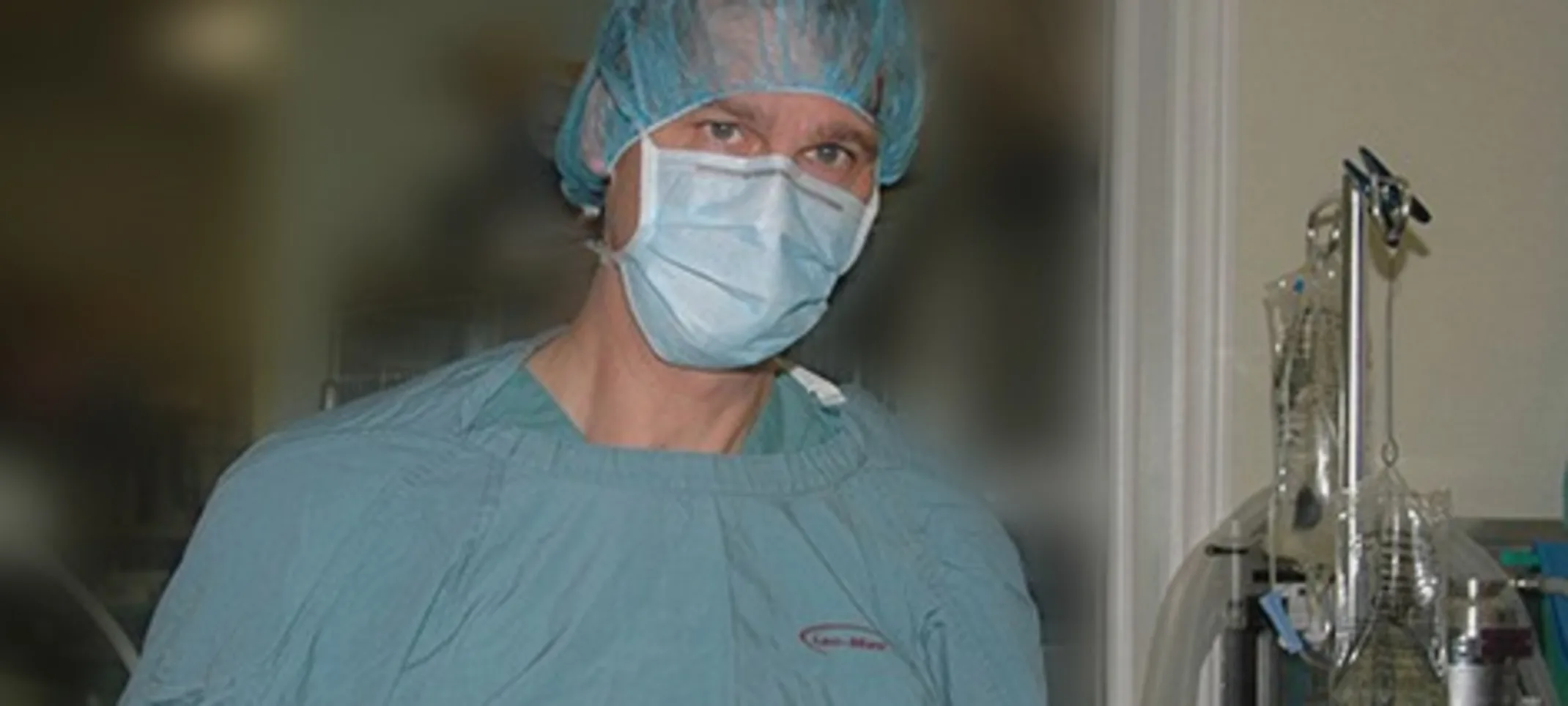 Doctor performing soft tissue surgery Doctor performing soft tissue surgery