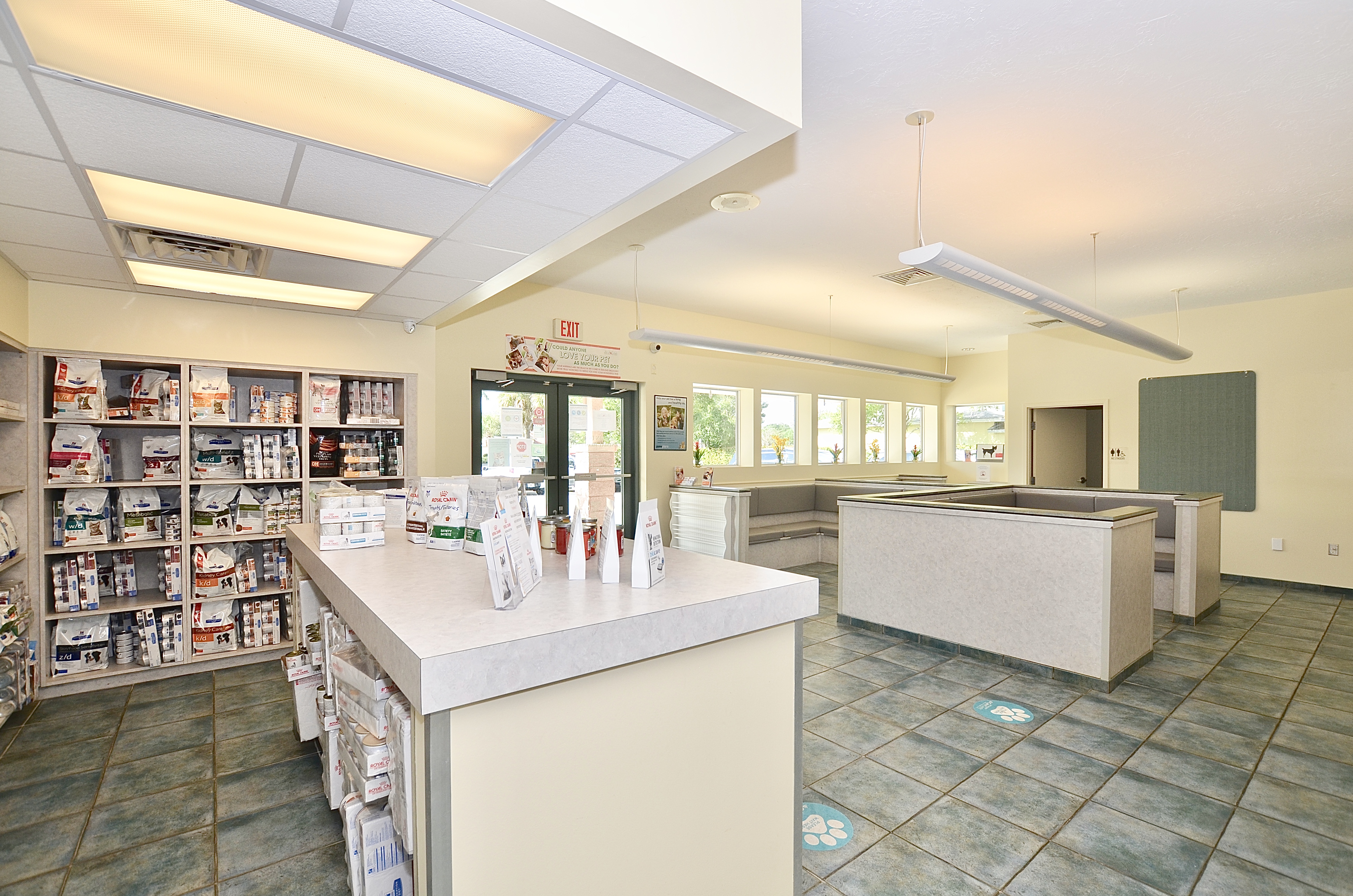 Lobby at Martin Downs Animal Hospital 