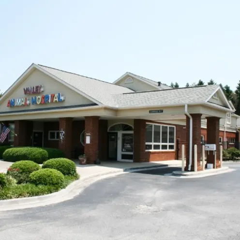  Valley Animal Hospital & Pet Resort Exterior Closeup