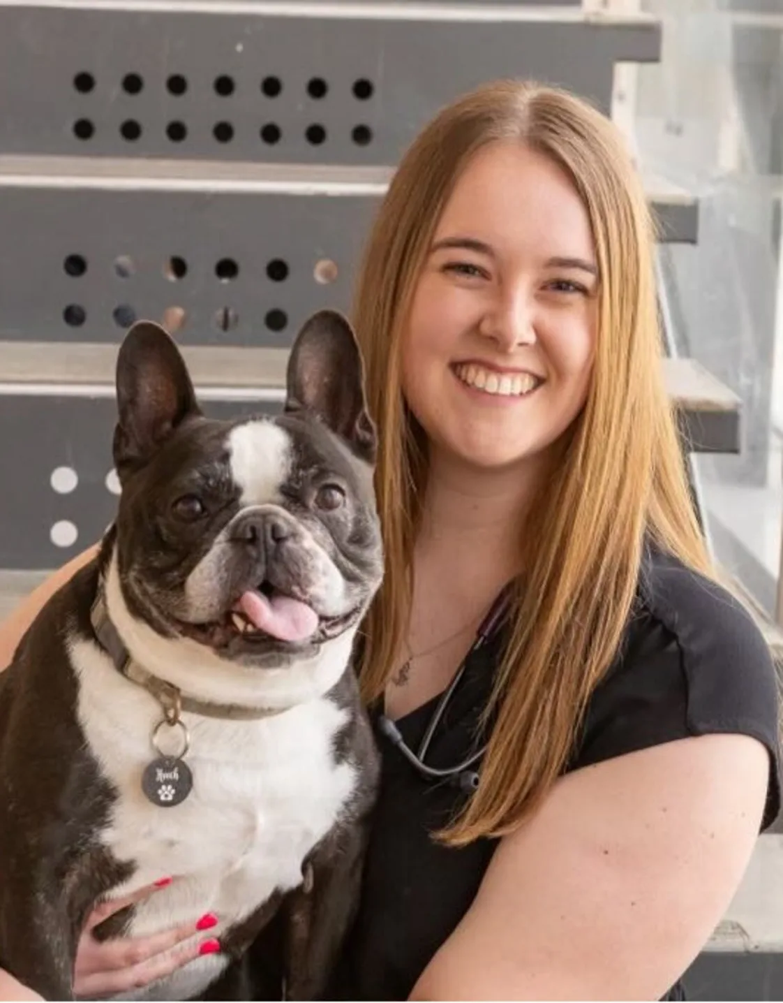 University West Pet Clinic 0462 - Jessica - Vet Assistant University West Pet Clinic 0462 - Jessica - Vet Assistant