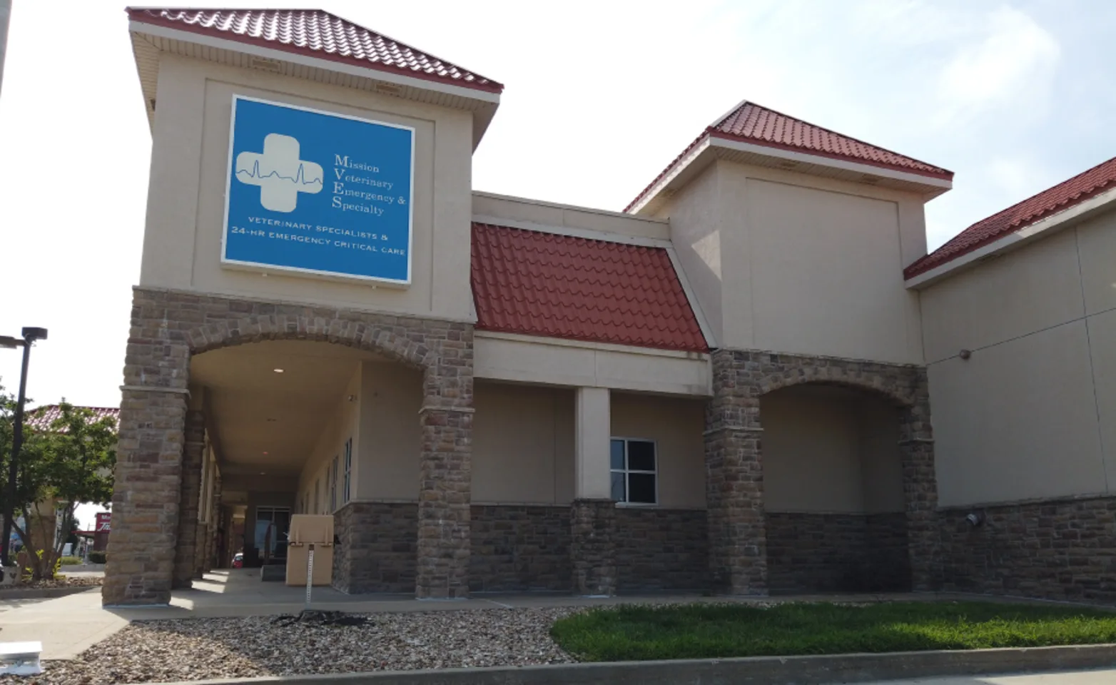 Exterior photo of Mission Veterinary Emergency & Specialty Exterior photo of Mission Veterinary Emergency & Specialty