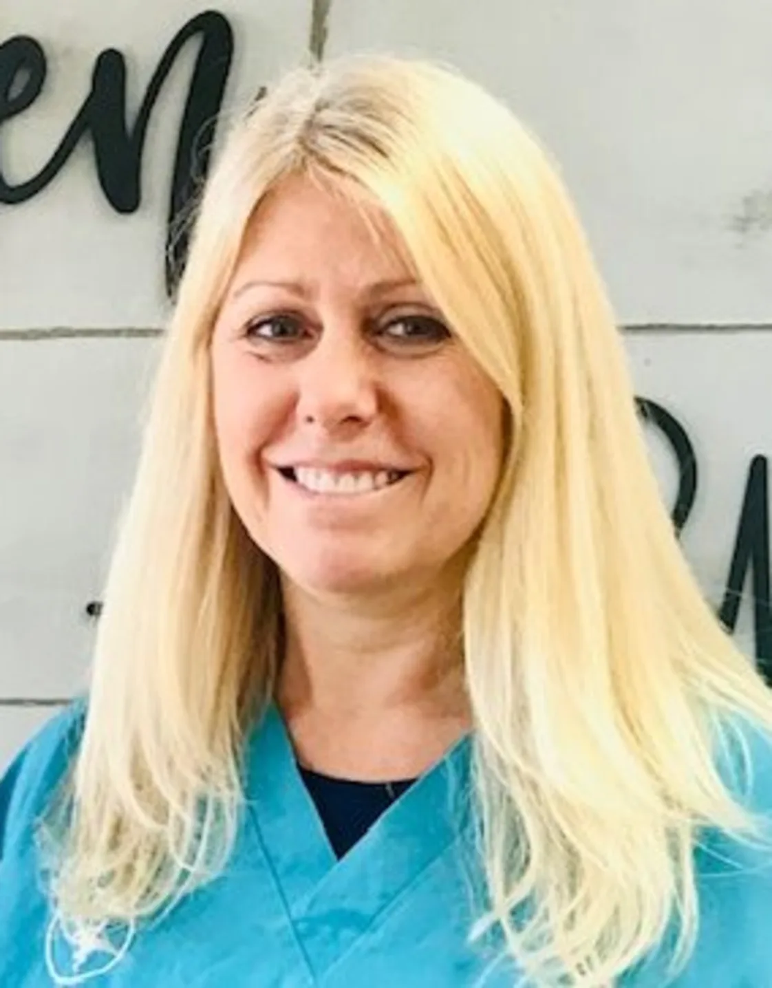 Dr. Roberta Duresa, DVM in Bremen Animal Hospital Dr. Roberta Duresa, DVM in Bremen Animal Hospital