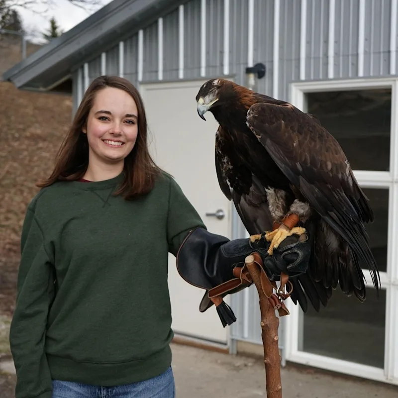 Dr. Madeliene Warnes Dr. Madeliene Warnes