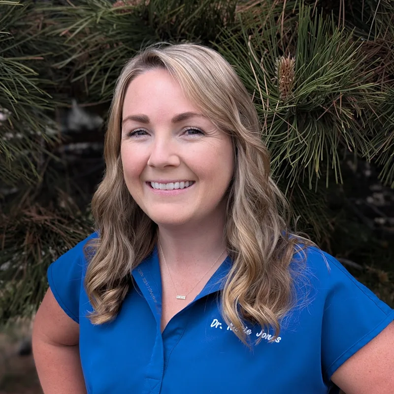 Dr. Katie Jones Dr. Katie Jones
