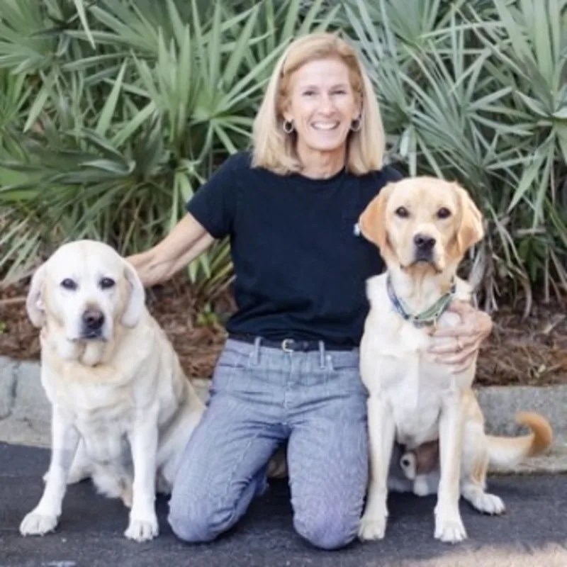 Portait image of Dr. Anne Portait image of Dr. Anne