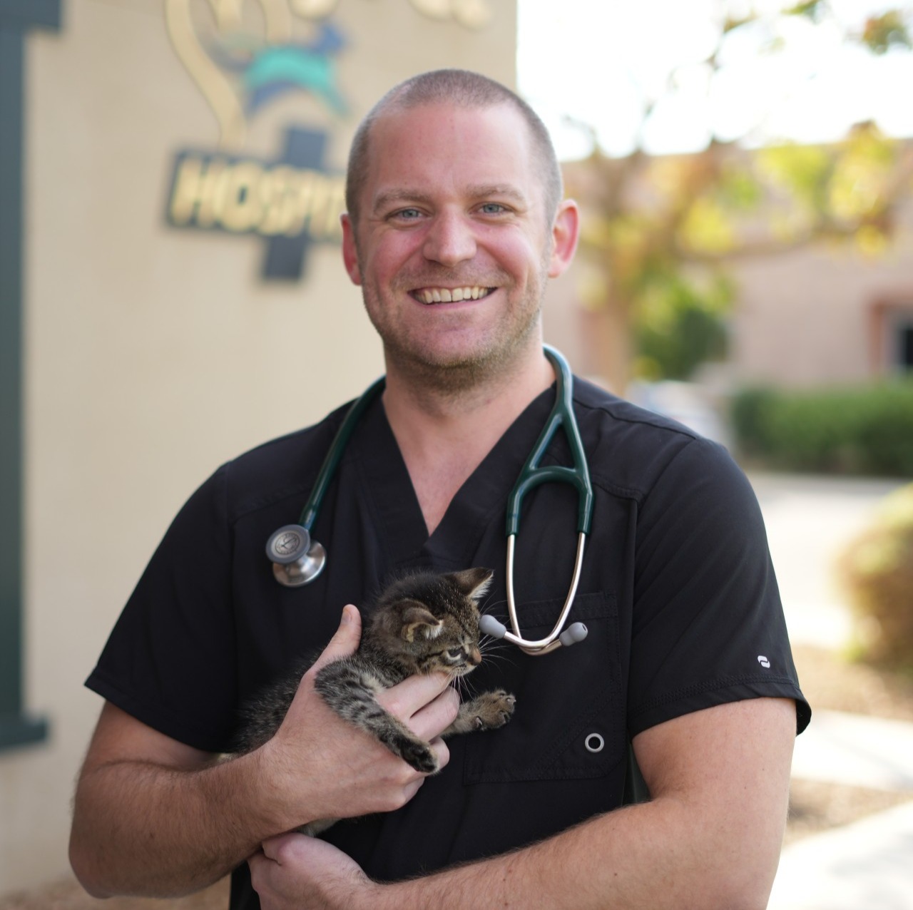 Dr. Christopher Smith