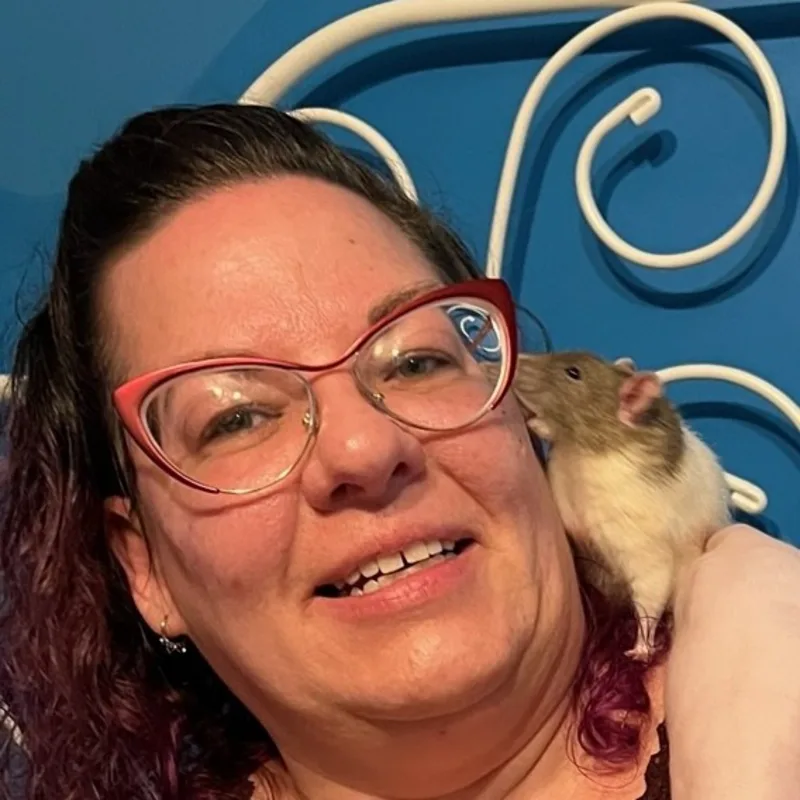 Dr. Rebecca Naas Dr. Rebecca Naas