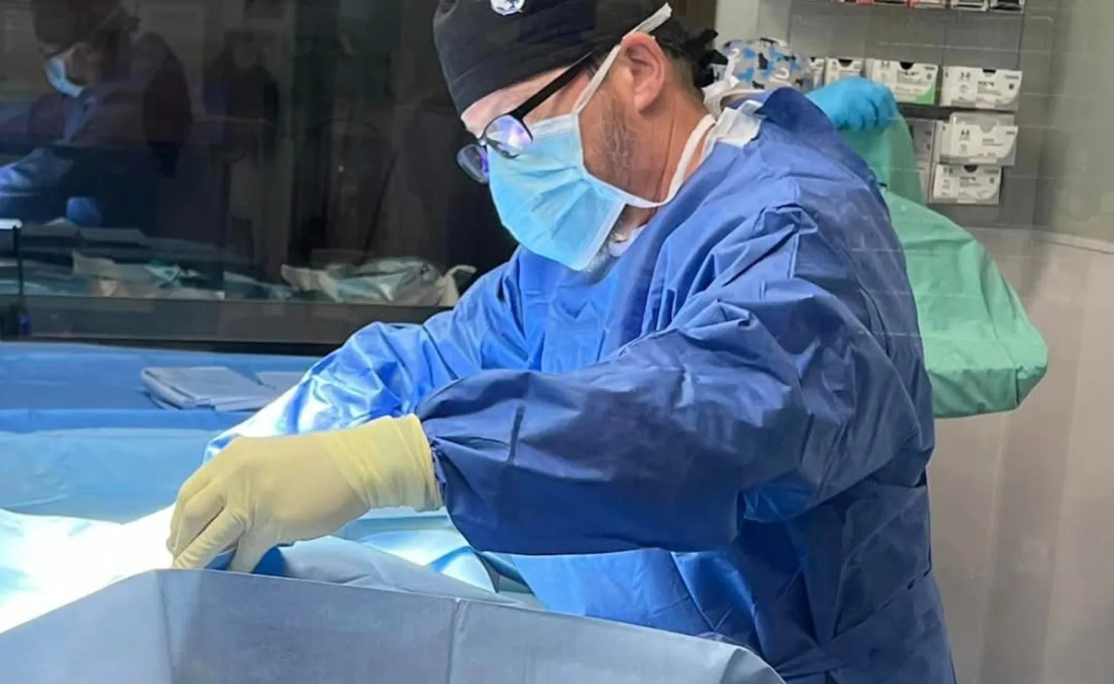 Dr. Nate Chaudoin preforming surgery at NVS Clarksville Dr. Nate Chaudoin preforming surgery at NVS Clarksville