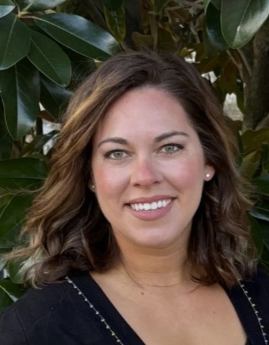 Dr. Lindsay Clark Dr. Lindsay Clark