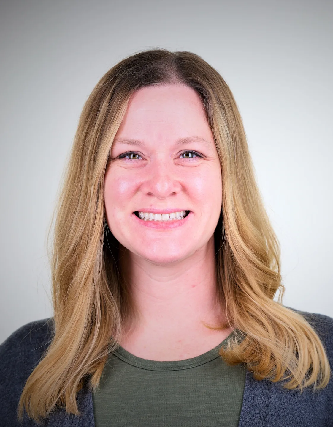 Julie Overly, CVT Julie Overly, CVT