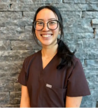 Dr. Dian Kartolo Dr. Dian Kartolo