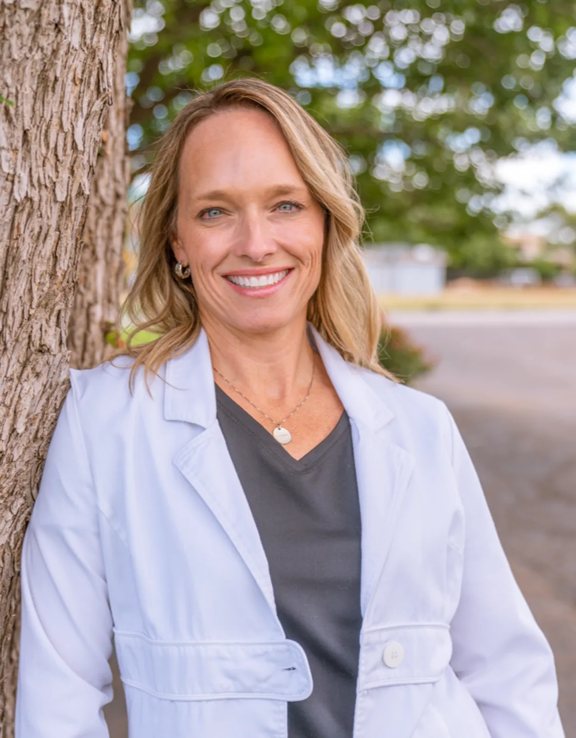 Dr. Dai McWhorter Dr. Dai McWhorter