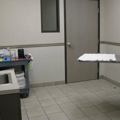 Windhaven Veterinary Hospital Treatment Room and table Windhaven Veterinary Hospital Treatment Room and table