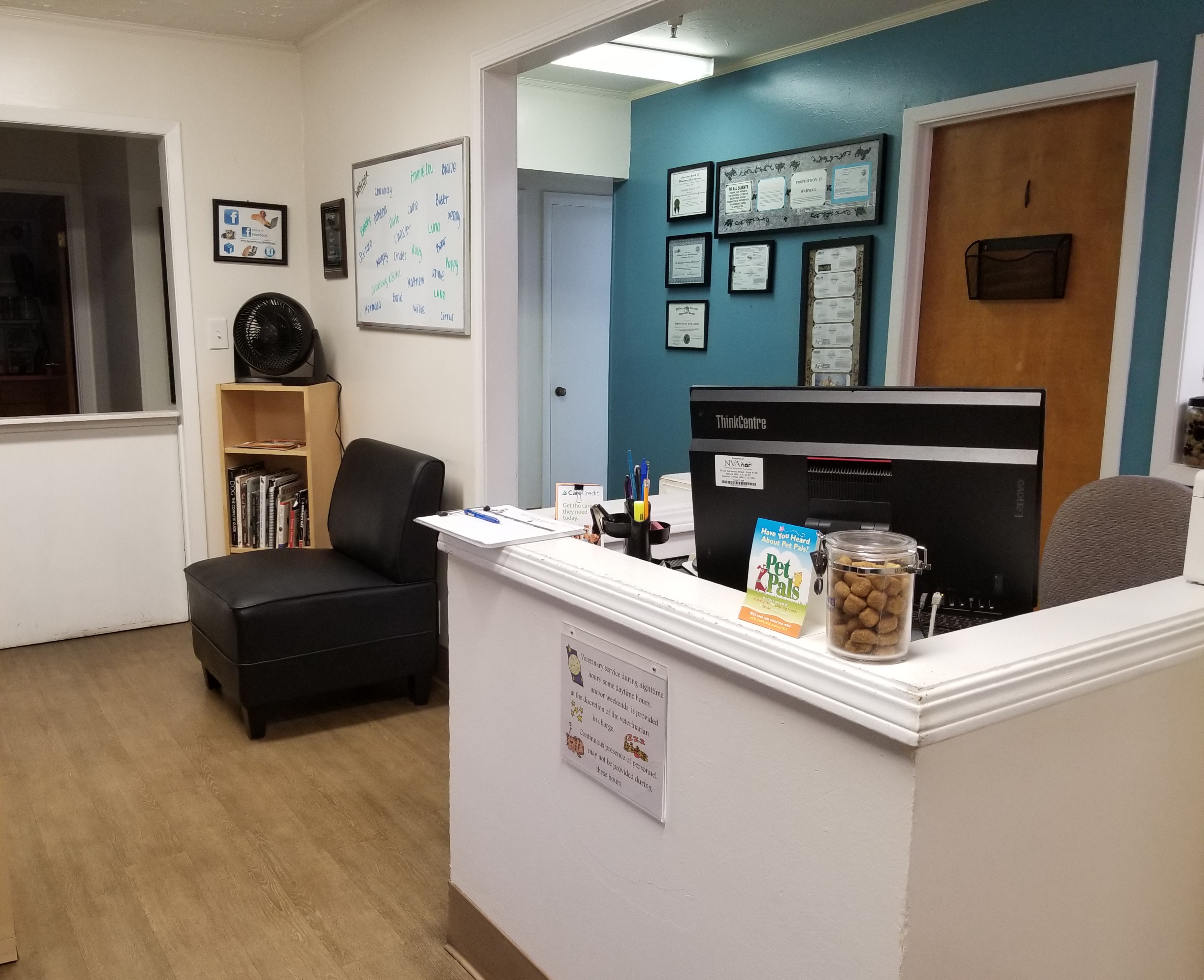 linda mar lobby and reception desk