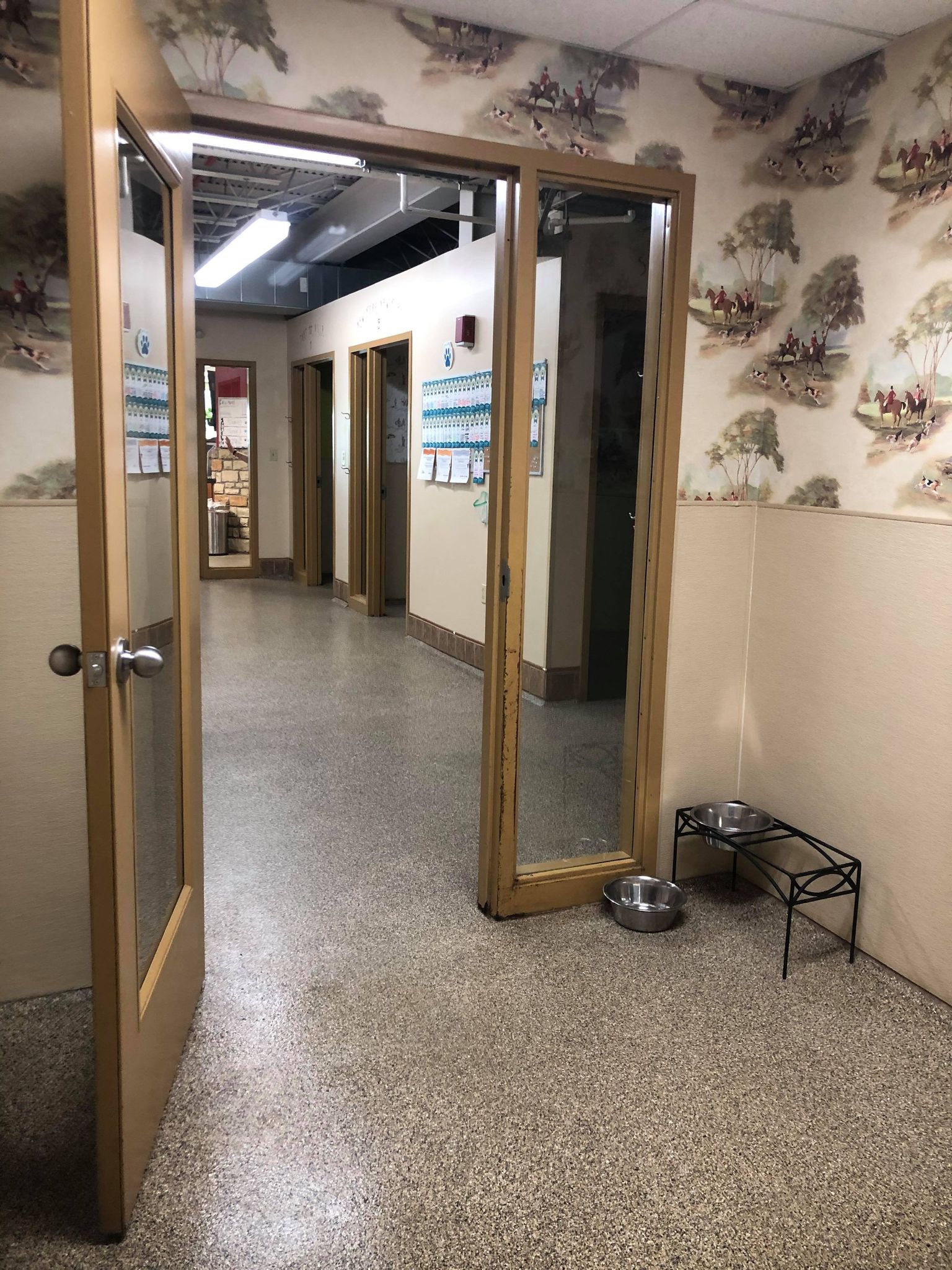 Horse N Hound 9 hall